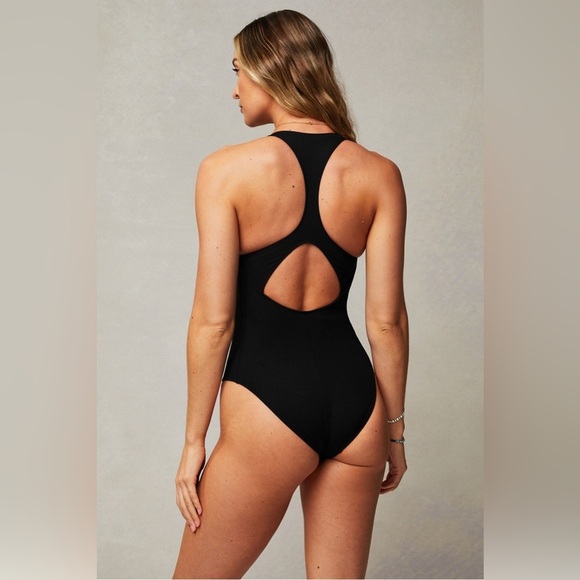 Fabletics High Tide Zip-Front One-Piece Swimsuit Medium NWT - Picture 2 of 6